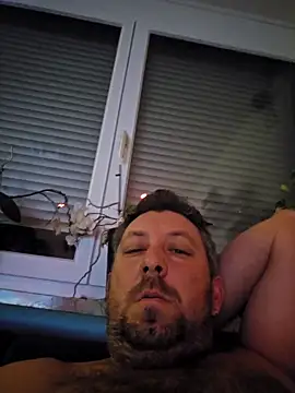 ktmtom247 online show from March 7, 2026, 4:19 am