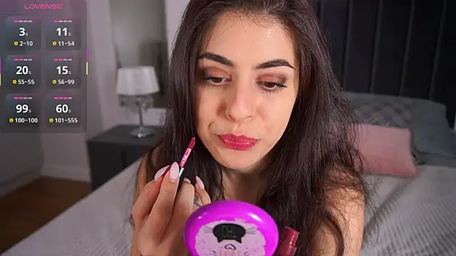 GoldBabyS online show from December 18, 2025, 2:54 pm