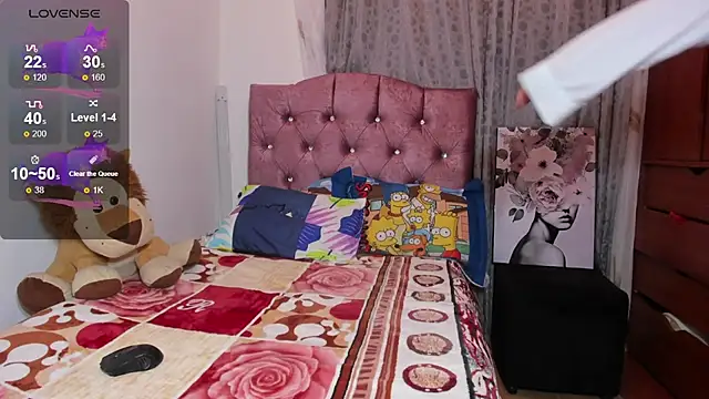 Snapshot of ReyleDoll chatting on October 11, 2025, 12:22 am ReyleDoll online show from October 11, 2025, 12:22 am