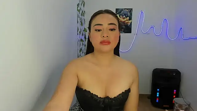 Snapshot of ReyleDoll chatting on September 20, 2025, 10:48 pm ReyleDoll online show from September 20, 2025, 10:48 pm