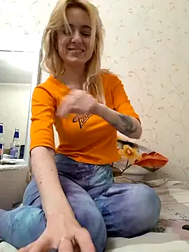 Snapshot of YogisticJuli666 chatting on March 3, 2025, 5:47 am YogisticJuli666 online show from March 3, 2025, 5:47 am