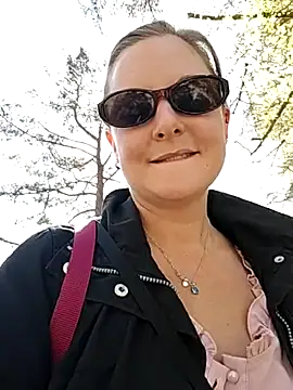 SwedishJennifer online show from April 30, 2026, 11:39 am