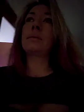 Snapshot of _NinaLuvSins_ chatting on February 26, 2025, 2:05 pm  NinaLuvSins  online show from February 26, 2025, 2:05 pm