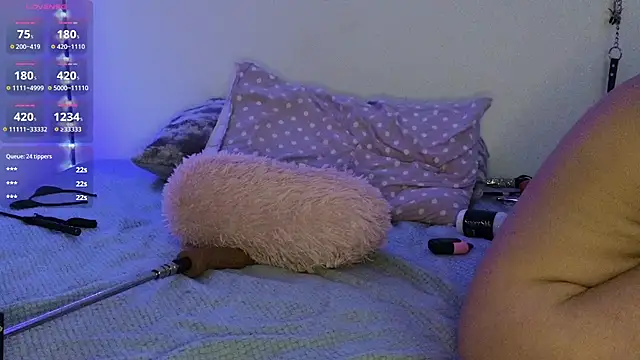 Snapshot of _NinaLuvSins_ chatting on February 27, 2025, 12:34 pm  NinaLuvSins  online show from February 27, 2025, 12:34 pm