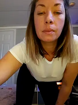 Snapshot of _NinaLuvSins_ chatting on January 14, 2025, 2:53 pm  NinaLuvSins  online show from January 14, 2025, 2:53 pm