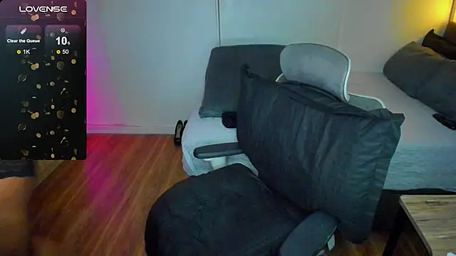 savanna013 online show from November 1, 2025, 9:14 am