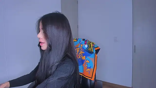 Snapshot of Lisegg_ chatting on February 9, 2026, 10:24 am Lisegg online show from February 9, 2026, 10:24 am