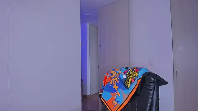 Snapshot of Lisegg_ chatting on February 6, 2026, 3:30 pm Lisegg online show from February 6, 2026, 3:30 pm