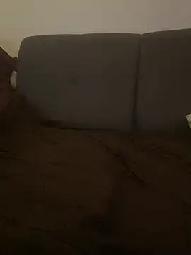 LionBoy1976 online show from January 25, 2025, 4:13 am