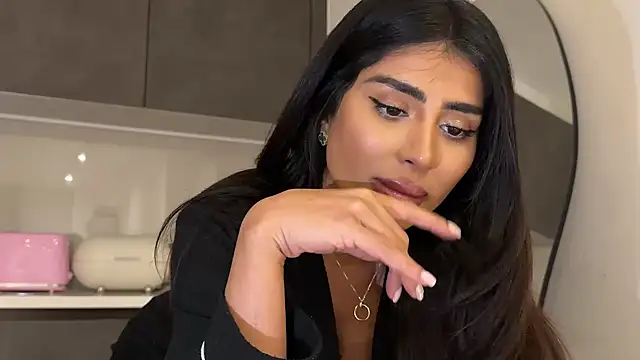 ArabicBarbie online show from November 28, 2025, 11:16 pm