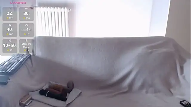 bunnymilf1 online show from April 13, 2026, 9:35 am