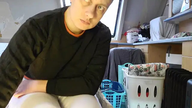 SexyAmanda32 online show from February 16, 2026, 3:54 pm