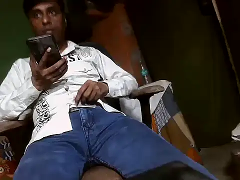 desiboy1101 online show from October 28, 2025, 2:05 pm