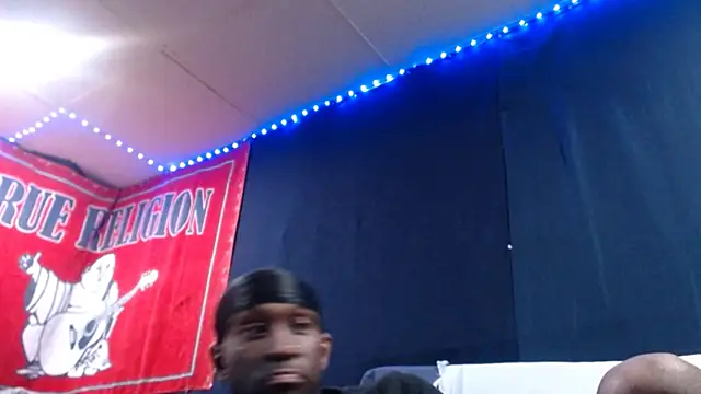 iBreakHeartz online show from September 23, 2025, 3:24 am