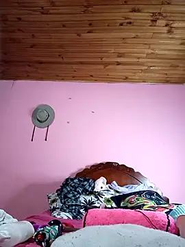 Snapshot of Yeka_Montes chatting on March 1, 2025, 11:04 pm Yeka Montes online show from March 1, 2025, 11:04 pm