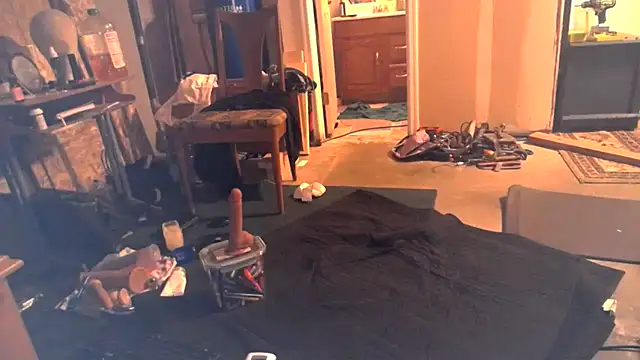 sissyvee online show from March 30, 2026, 9:22 am