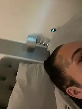 Snapshot of _MelinaCurves_ chatting on January 6, 2026, 10:25 pm MelinaCurves online show from January 6, 2026, 10:25 pm