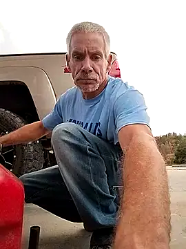 Biknight online show from November 2, 2025, 10:15 pm