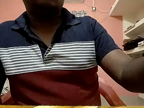 Snapshot of Aneesh007m chatting on October 25, 2025, 8:24 am Aneesh007m online show from October 25, 2025, 8:24 am