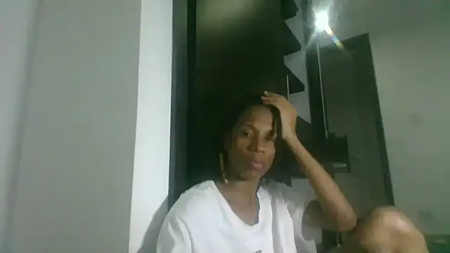 Snapshot of africa_deluxe chatting on February 23, 2025, 1:57 am africa deluxe online show from February 23, 2025, 1:57 am