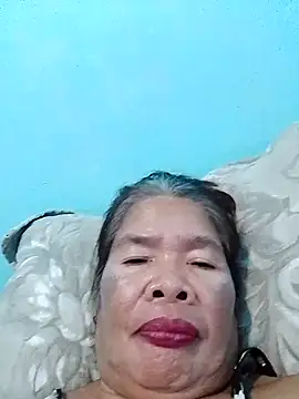 Snapshot of sexylizzy4u chatting on February 28, 2026, 6:02 am sexylizzy4u online show from February 28, 2026, 6:02 am