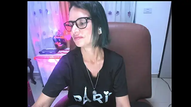 Snapshot of BrianaGarner chatting on September 14, 2025, 7:42 am BrianaGarner online show from September 14, 2025, 7:42 am