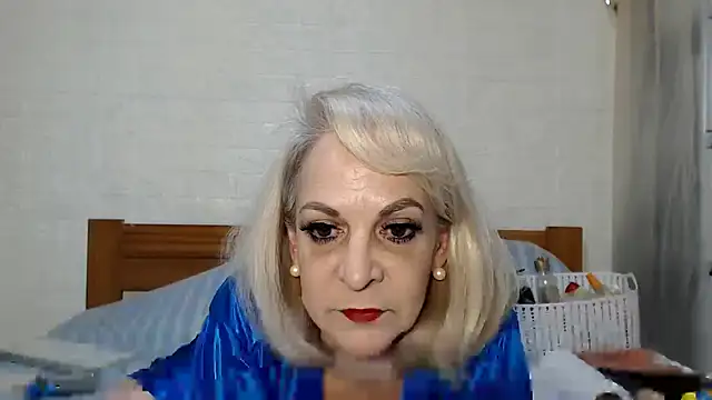 awild kitten online show from June 7, 2026, 10:42 am