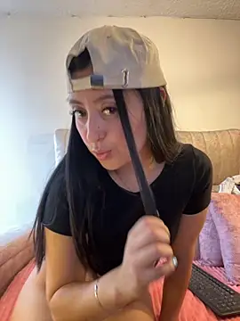 Sofhi corolinne31 online show from September 27, 2025, 10:16 pm