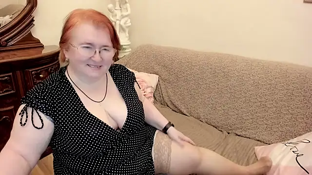 Snapshot of leiamillersonn chatting on February 17, 2026, 6:22 am leiamillersonn online show from February 17, 2026, 6:22 am