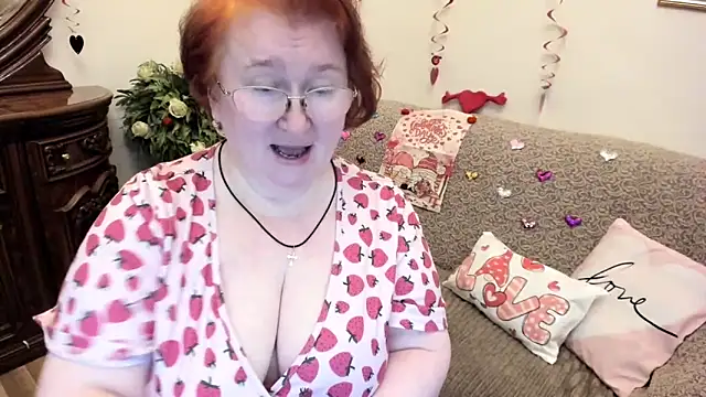 Snapshot of leiamillersonn chatting on February 6, 2026, 6:15 pm leiamillersonn online show from February 6, 2026, 6:15 pm