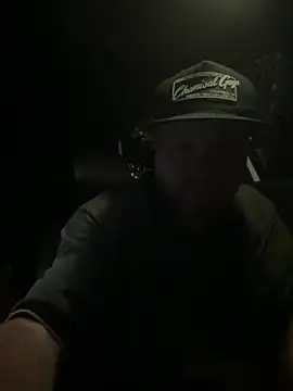 6crimson6 online show from July 22, 2026, 5:31 am