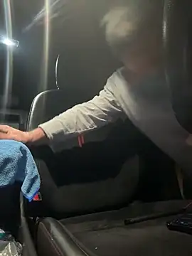 6crimson6 online show from December 23, 2025, 9:30 am