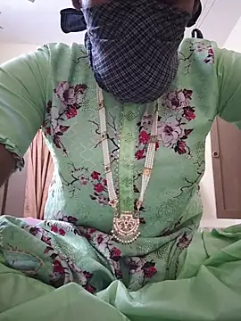 Babboy 24 online show from February 15, 2026, 12:33 am