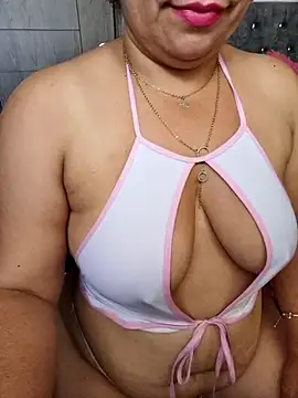 Snapshot of ZAHI_WILLX chatting on January 14, 2026, 6:44 pm ZAHI WILLX online show from January 14, 2026, 6:44 pm