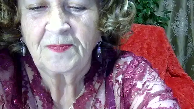 Emma52610 online show from November 27, 2025, 2:28 pm