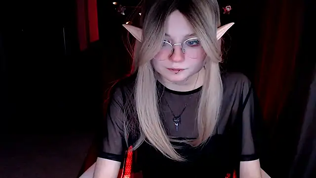 MissToree online show from January 16, 2025, 10:55 pm