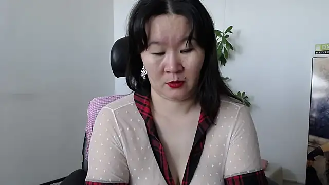 Snapshot of Akira_xx chatting on October 20, 2025, 2:35 am Akira xx online show from October 20, 2025, 2:35 am