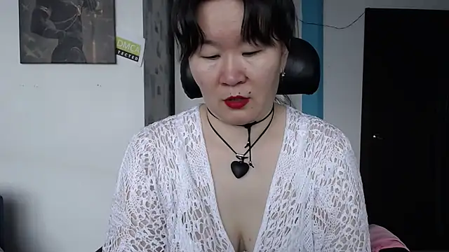 Akira xx online show from March 16, 2026, 3:03 am