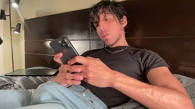 Snapshot of beranco19 chatting on February 3, 2026, 3:04 am beranco19 online show from February 3, 2026, 3:04 am