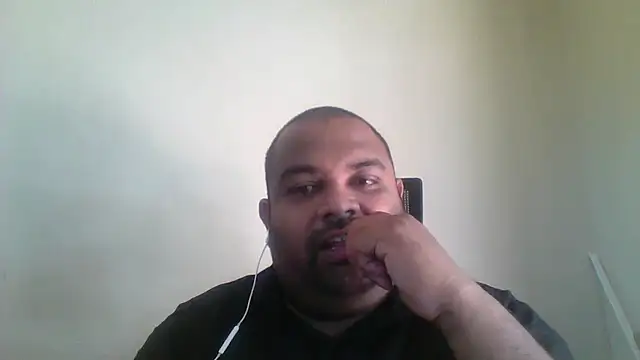 Snapshot of FatCockBoySL chatting on May 9, 2026, 4:05 am FatCockBoySL online show from May 9, 2026, 4:05 am