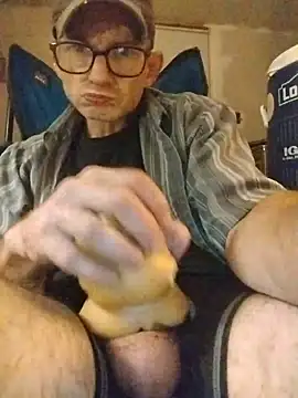 Snapshot of ROBERT0516 chatting on October 28, 2025, 3:29 am ROBERT0516 online show from October 28, 2025, 3:29 am