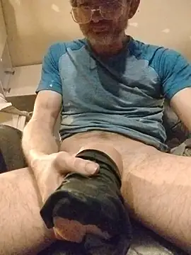 Snapshot of ROBERT0516 chatting on February 9, 2026, 12:08 am ROBERT0516 online show from February 9, 2026, 12:08 am