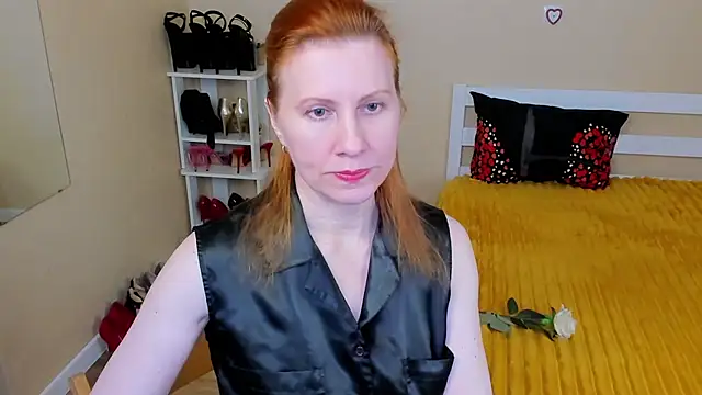 FoxySophia online show from June 29, 2026, 5:23 pm
