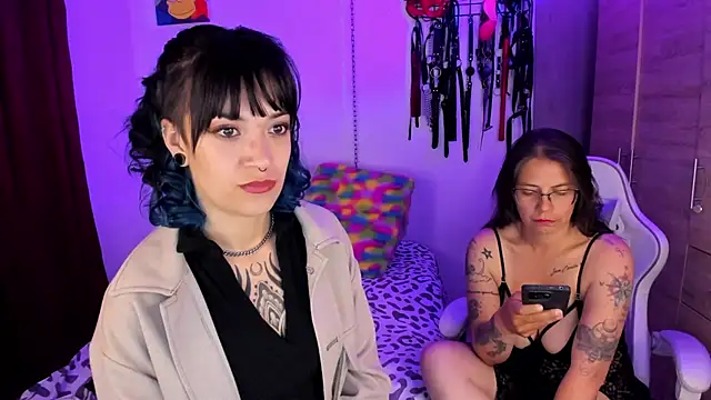 dungeongirls online show from May 14, 2026, 9:23 pm
