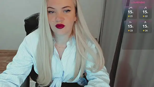 AllAboutLoveXx online show from October 21, 2025, 6:13 am