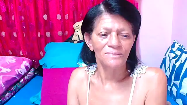 SLUTTYROXY online show from November 17, 2025, 5:50 pm