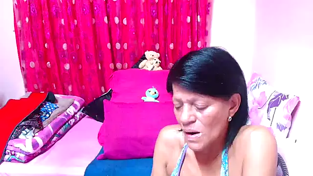 SLUTTYROXY online show from November 26, 2025, 6:52 pm