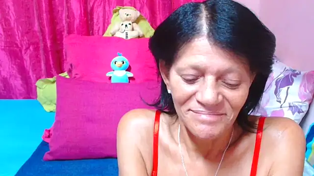 SLUTTYROXY online show from February 5, 2026, 6:26 pm