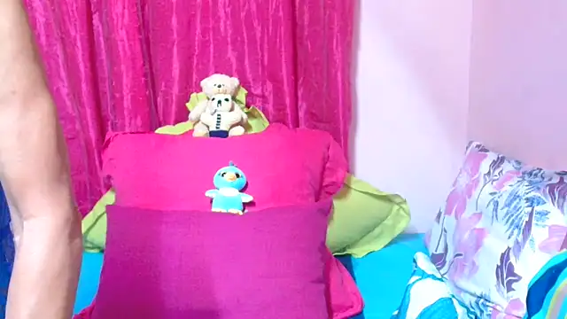 SLUTTYROXY online show from February 3, 2026, 5:40 pm