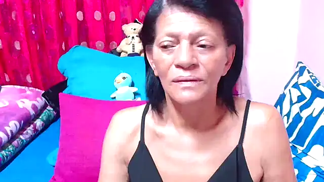 SLUTTYROXY online show from November 15, 2025, 5:28 pm